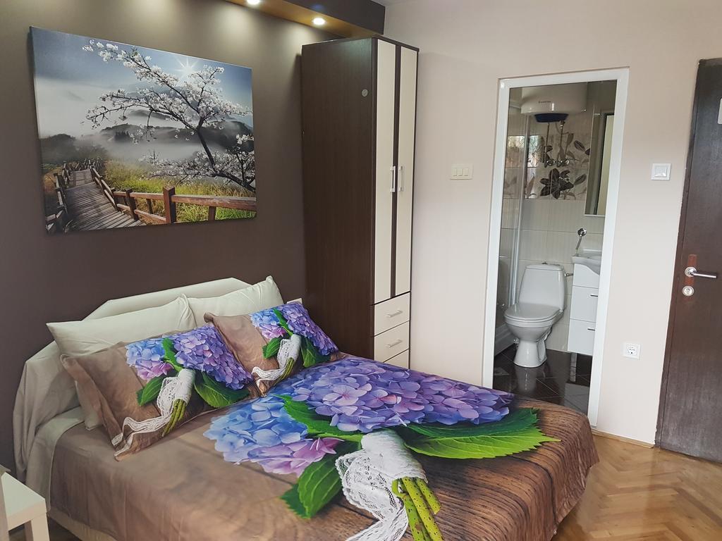 Apartments Vila Galileo ブドヴァ エクステリア 写真