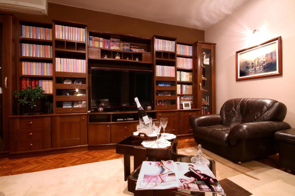 Apartments Vila Galileo ブドヴァ 部屋 写真