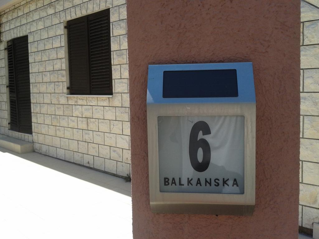 Apartments Vila Galileo ブドヴァ エクステリア 写真